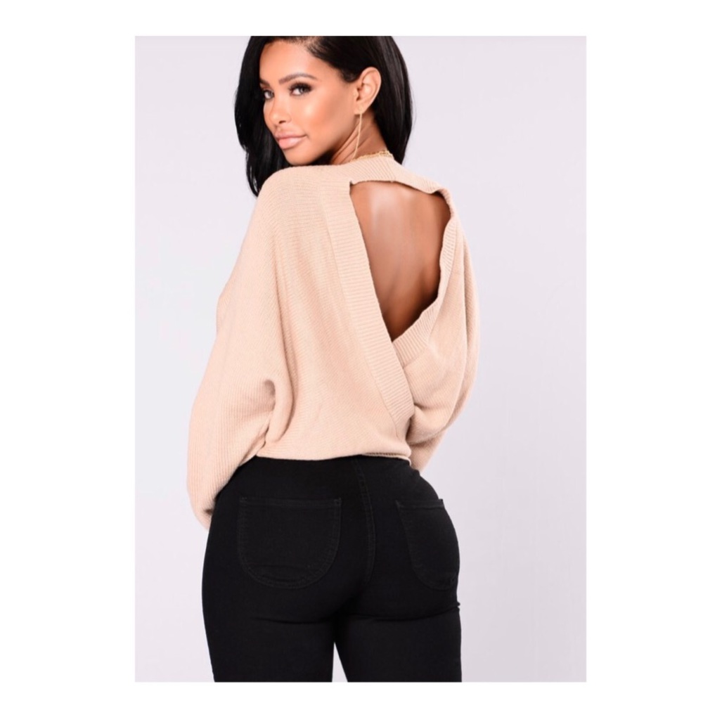 Fashion Nova Sweater Top S